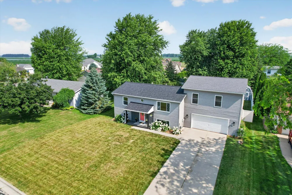 438 South Street Blissfield Township, MI 49228