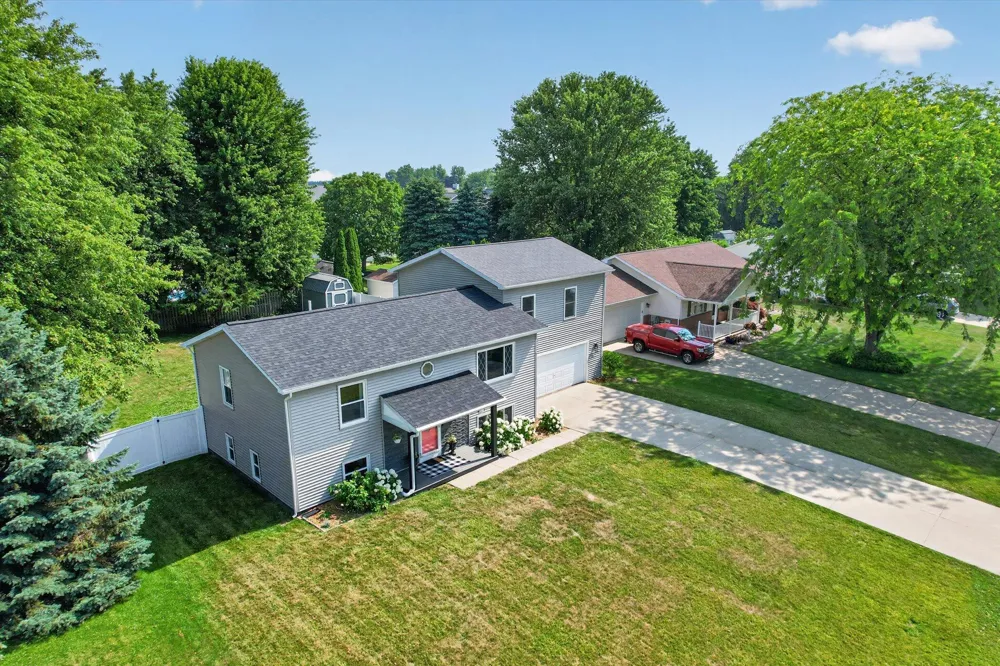 438 South Street Blissfield Township, MI 49228