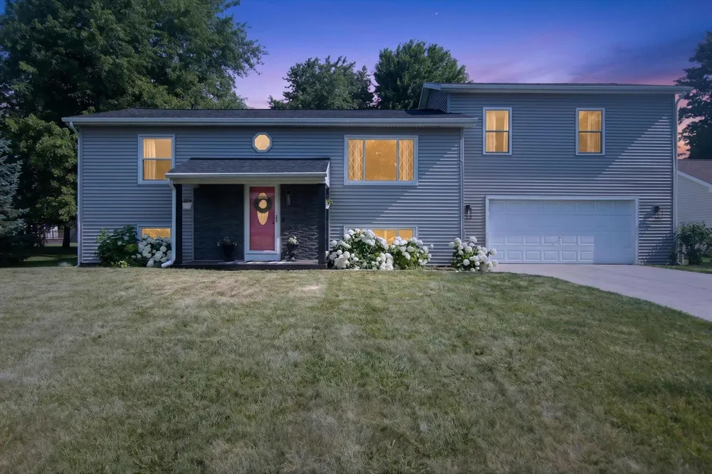 438 South Street Blissfield Township, MI 49228