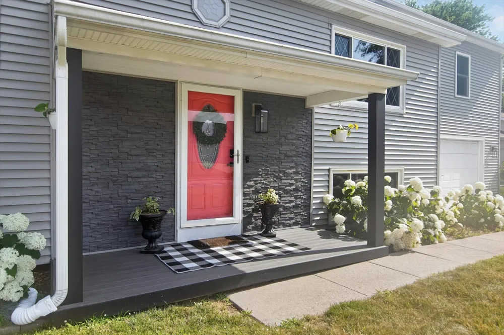 438 South Street Blissfield Township, MI 49228