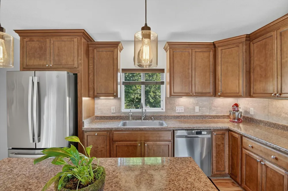 438 South Street Blissfield Township, MI 49228