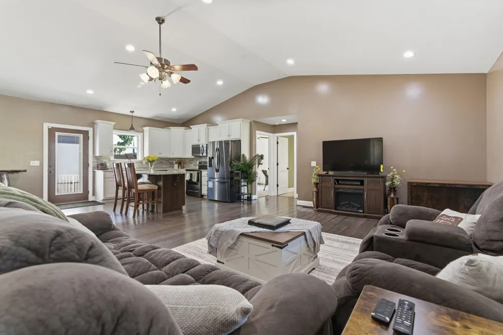 100 Mockingbird Ln Hartsville, TN 37074