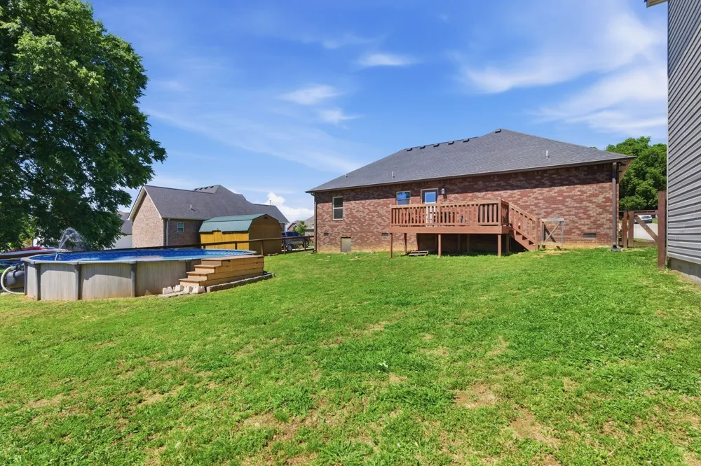 100 Mockingbird Ln Hartsville, TN 37074