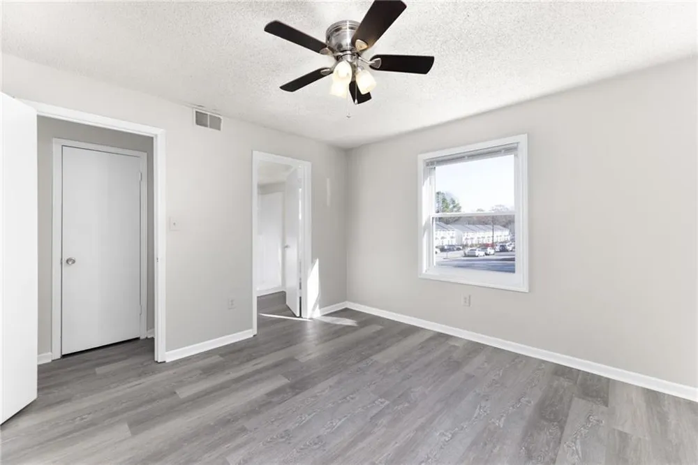 121 Mark Twain Circle Athens, GA 30605