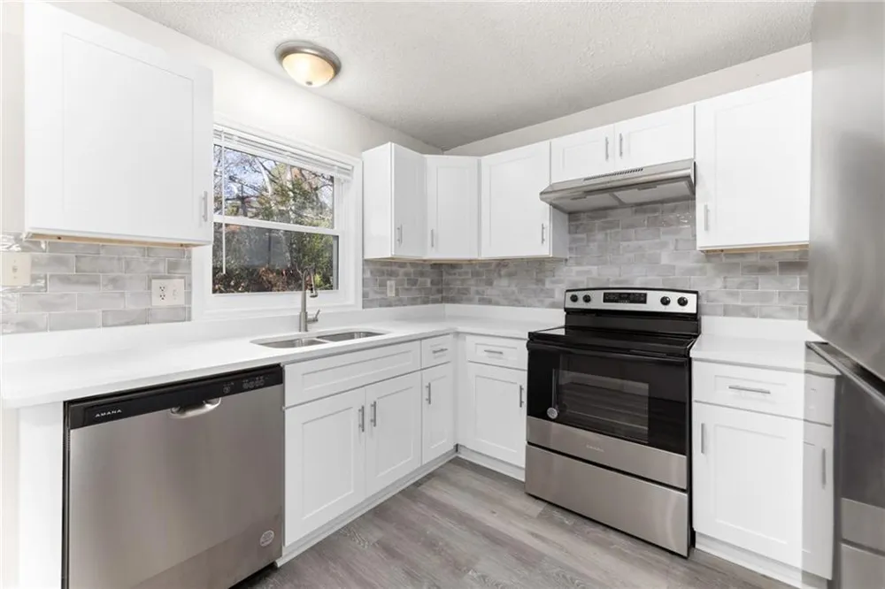 121 Mark Twain Circle Athens, GA 30605