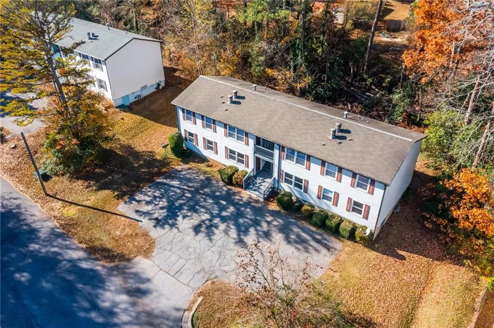121 Mark Twain Circle Athens, GA 30605