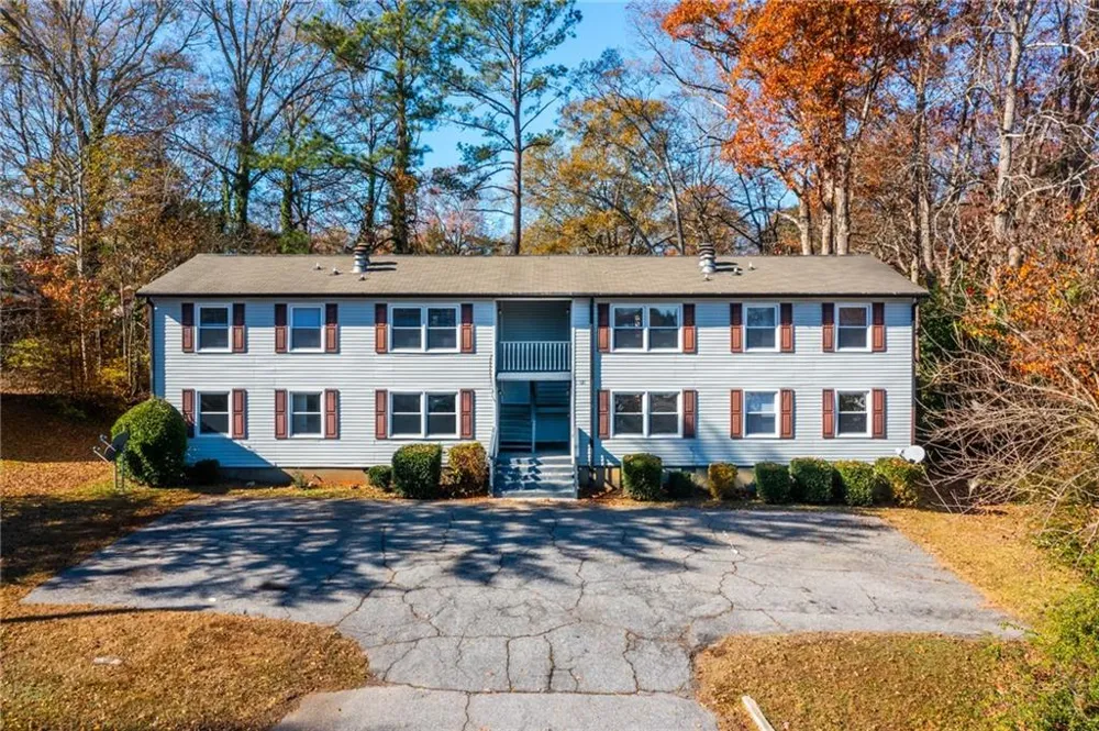 121 Mark Twain Circle Athens, GA 30605