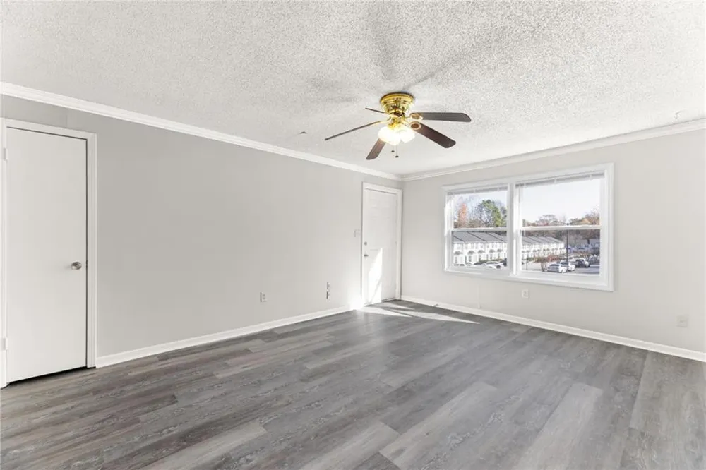 121 Mark Twain Circle Athens, GA 30605