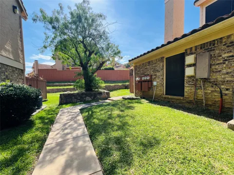 4220 Madera Road