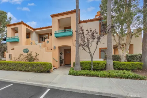 290 Villa Point Drive