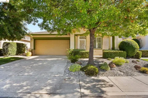 1481 Bismarck Ln