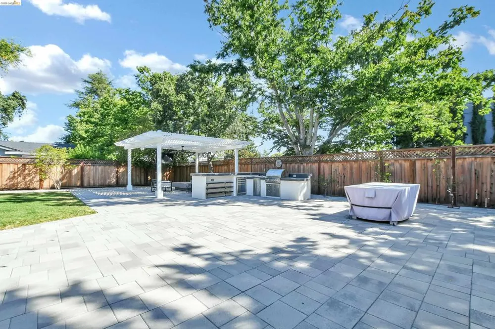 2622 Breton Pl Walnut Creek, CA 94598