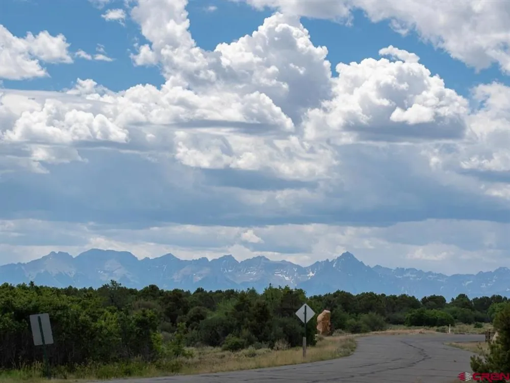 5 Government Springs Road Montrose, CO 81403