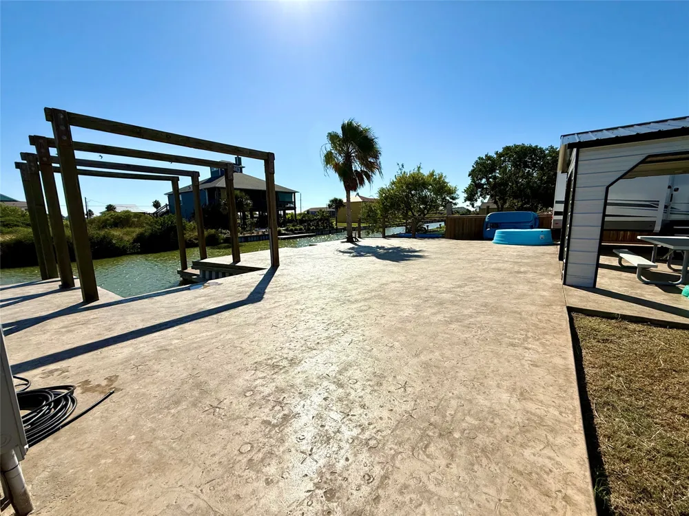 127 Copano Cove Road Rockport, TX 78382