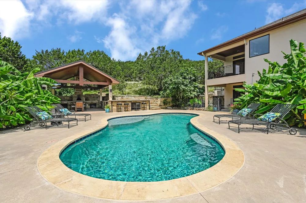 17309 Northlake Hills Drive Jonestown, TX 78645