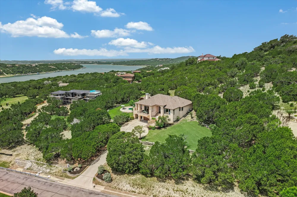 17309 Northlake Hills Drive Jonestown, TX 78645