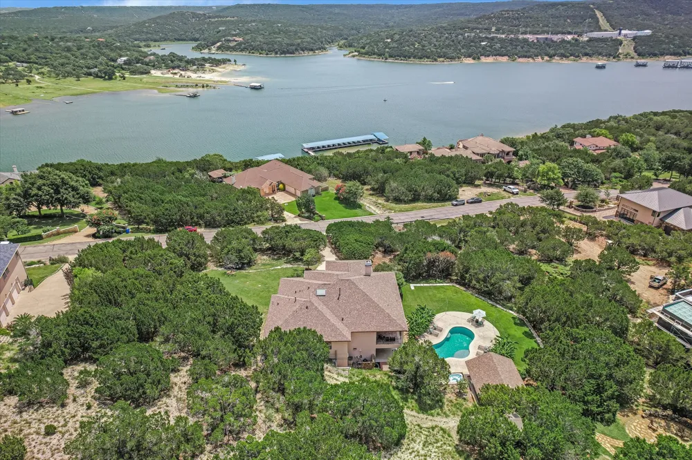 17309 Northlake Hills Drive Jonestown, TX 78645