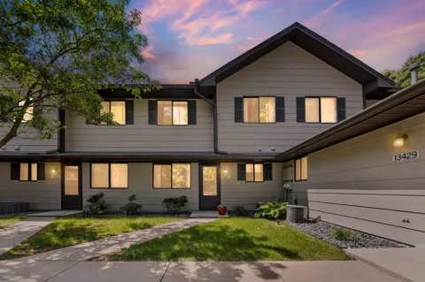 13417 Zenith Lane