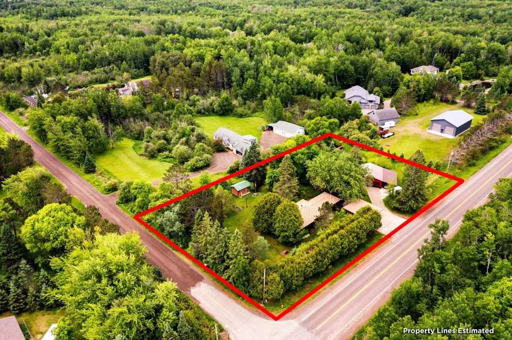 5506 W Arrowhead Road Hermantown, MN 55811