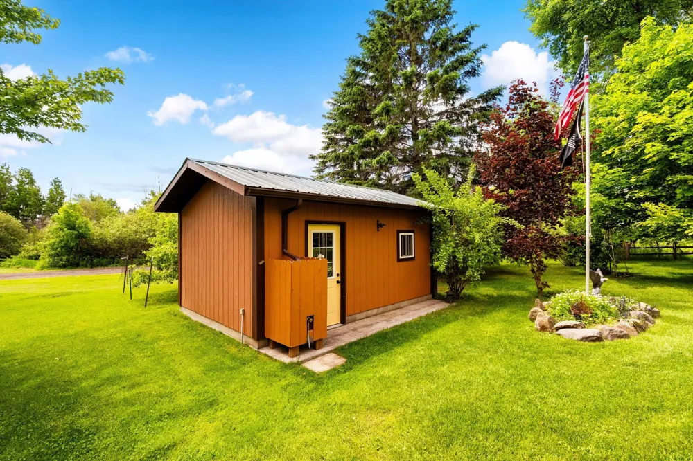 5506 W Arrowhead Road Hermantown, MN 55811