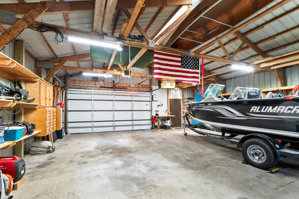 5506 W Arrowhead Road Hermantown, MN 55811