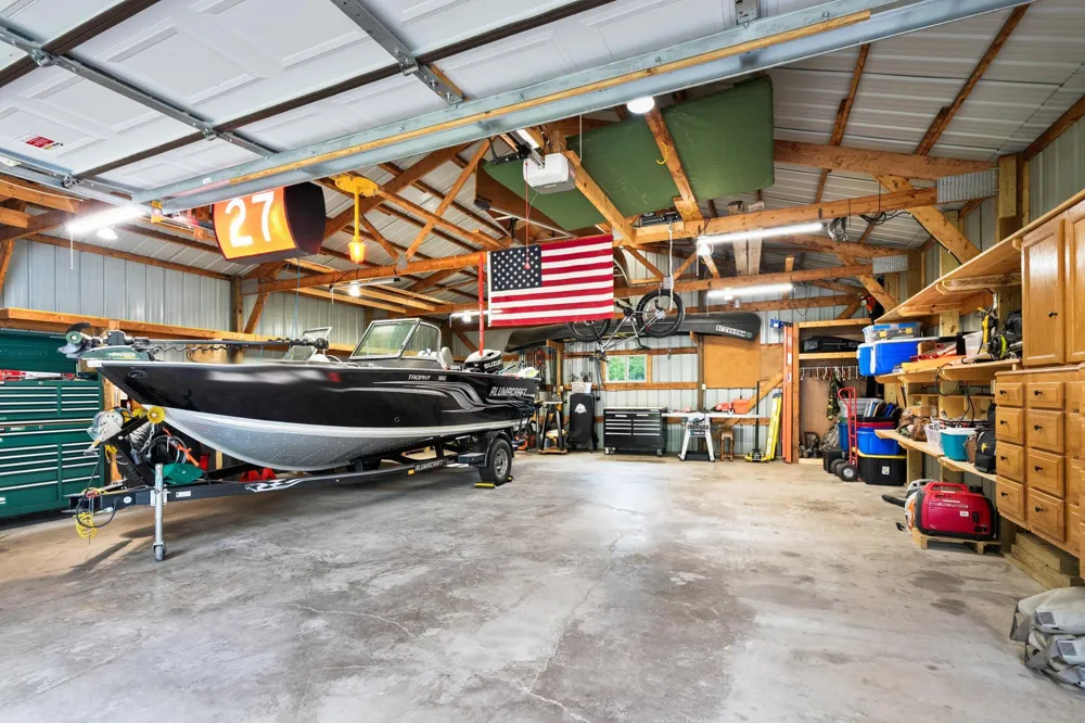 5506 W Arrowhead Road Hermantown, MN 55811
