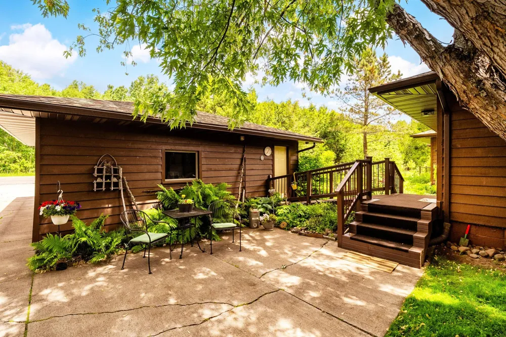 5506 W Arrowhead Road Hermantown, MN 55811