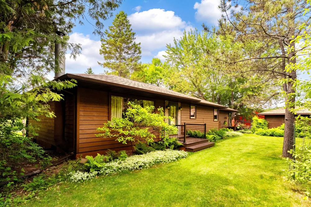 5506 W Arrowhead Road Hermantown, MN 55811