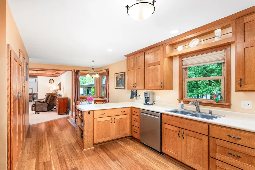 5506 W Arrowhead Road Hermantown, MN 55811