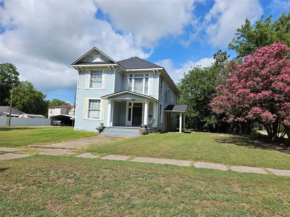 200 S Canton Street Mexia, TX 76667
