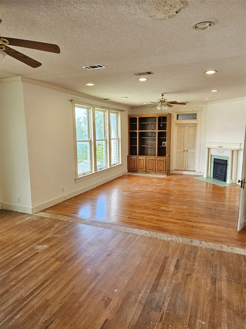 200 S Canton Street Mexia, TX 76667