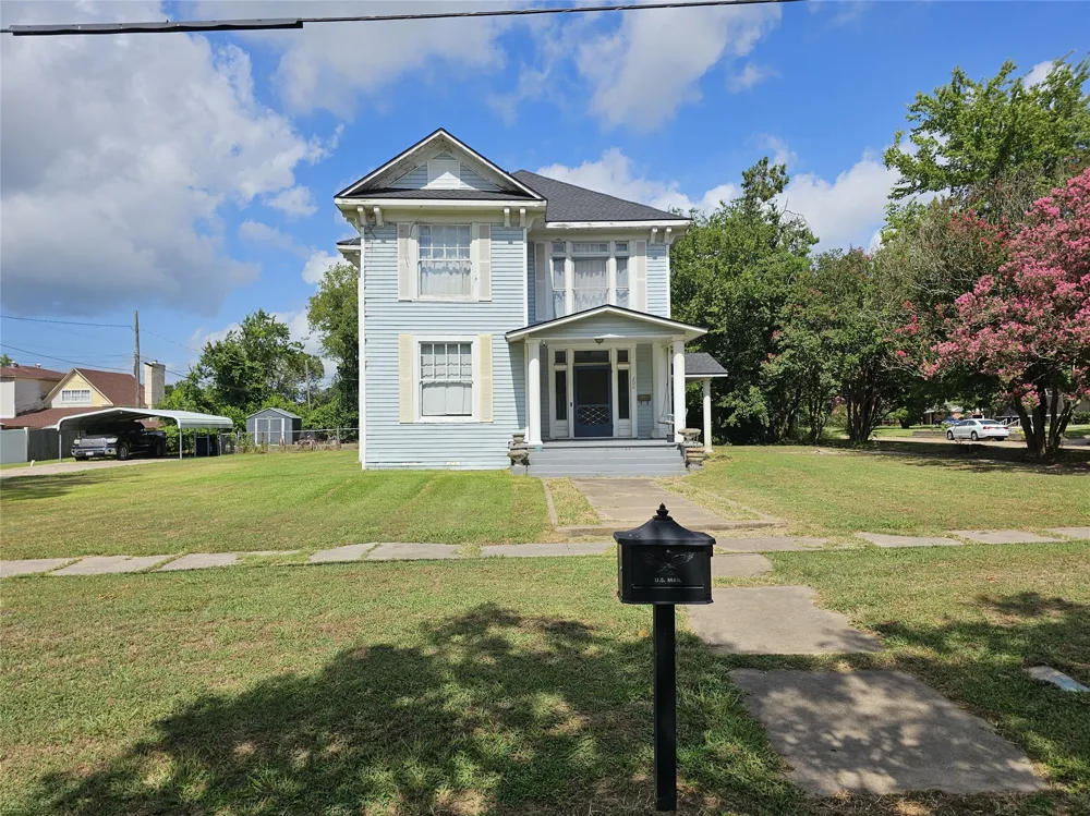 200 S Canton Street Mexia, TX 76667