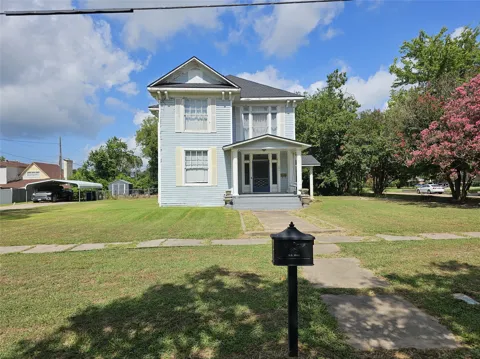 200 S Canton Street