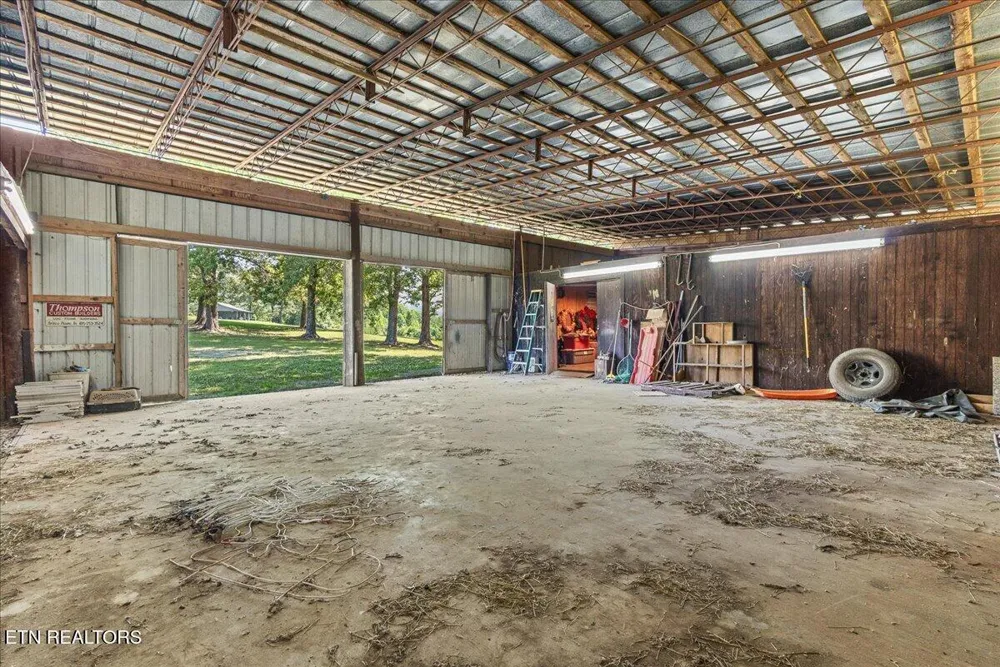 910 Reagan Valley Road Tellico Plains, TN 37385