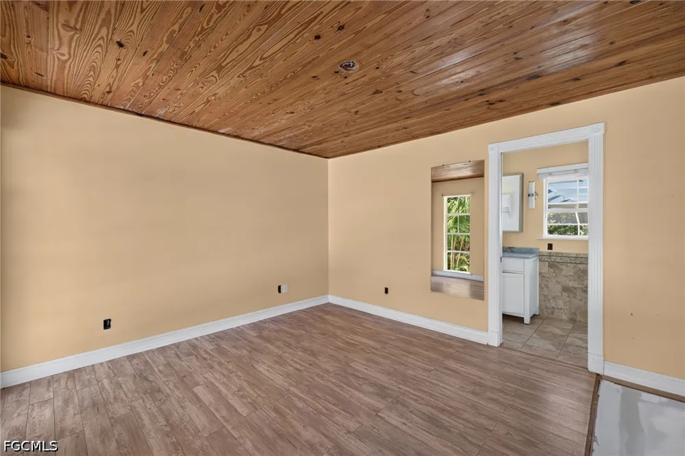 Laika Lane Captiva, FL 33924