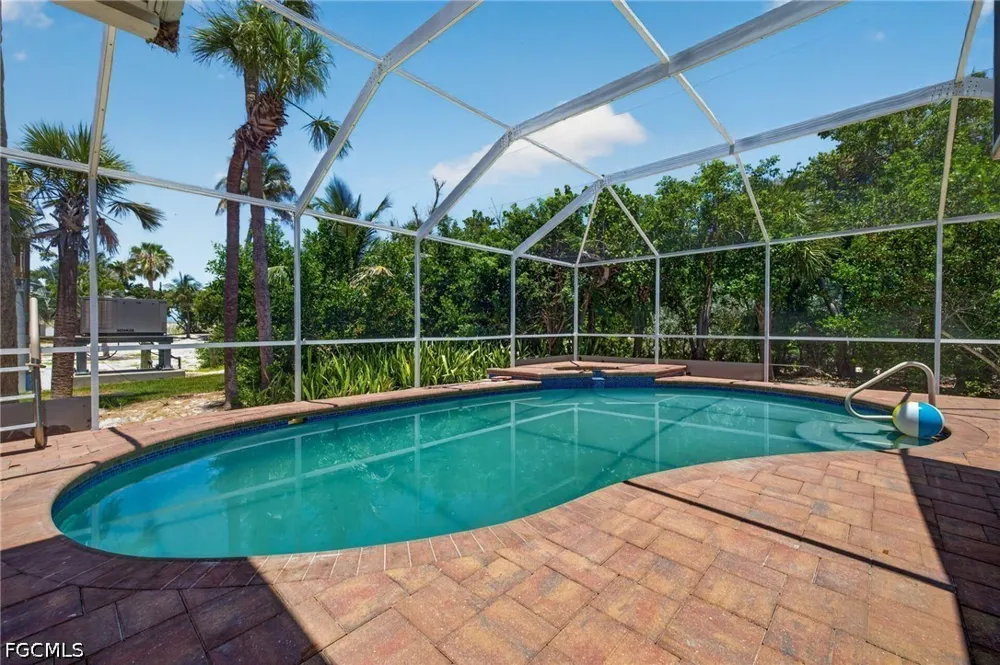 Laika Lane Captiva, FL 33924