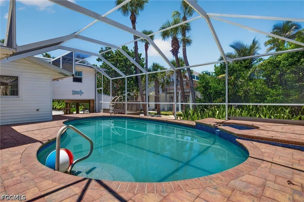Laika Lane Captiva, FL 33924