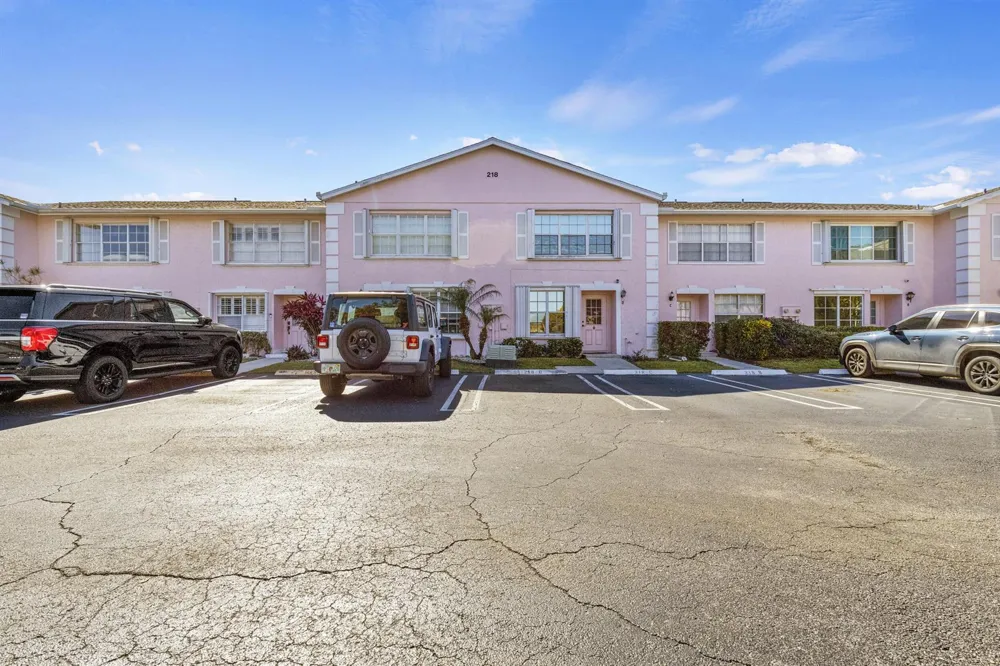 218 Foxtail Drive #B 