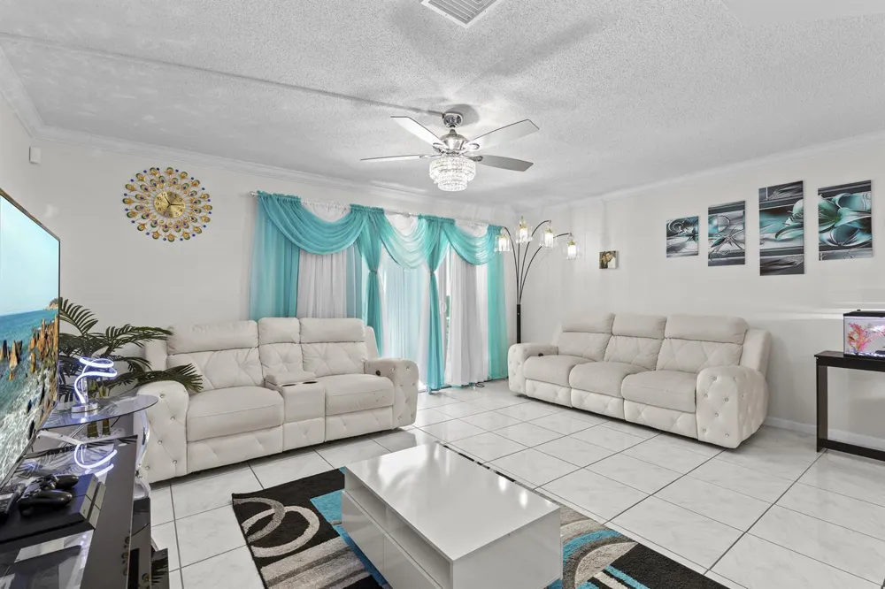 218 Foxtail Drive #B 