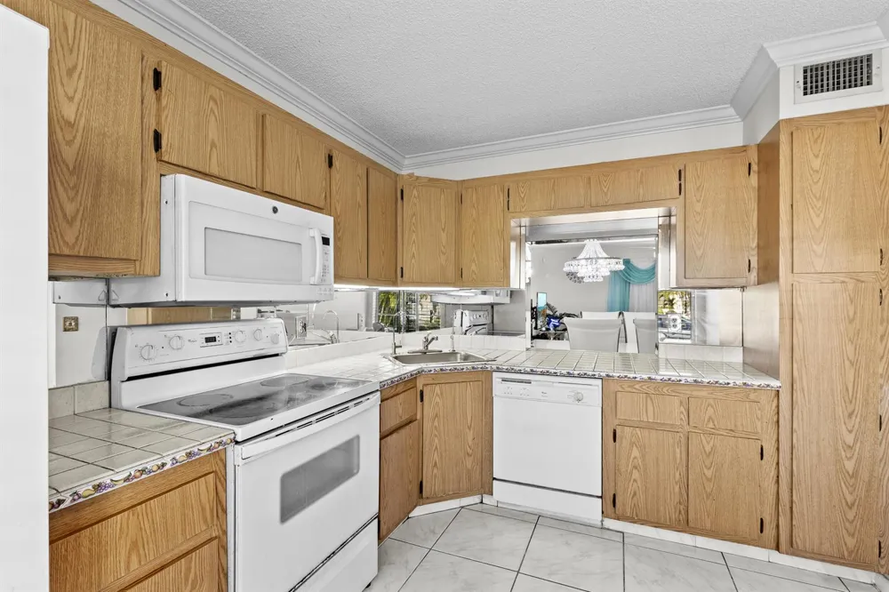 218 Foxtail Drive #B 
