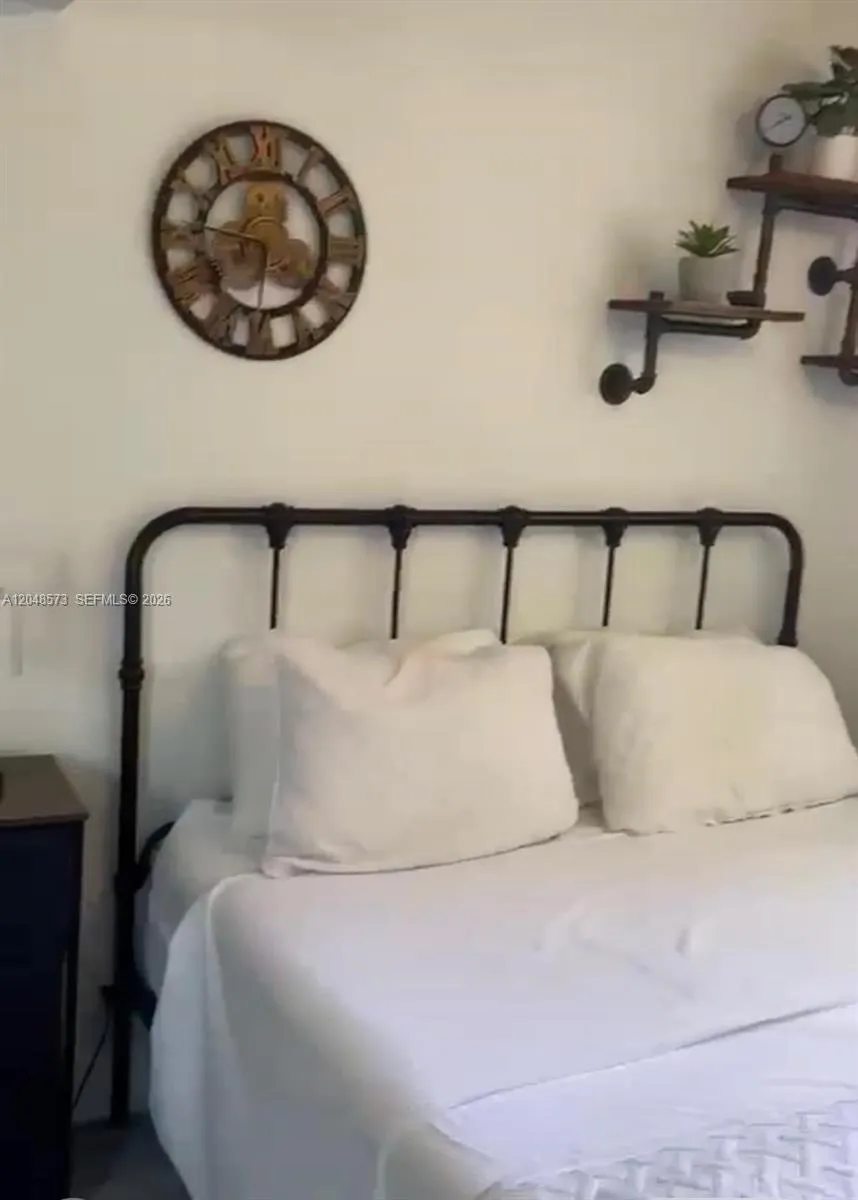 2032 NE 26th St #3 Wilton Manors, FL 33305
