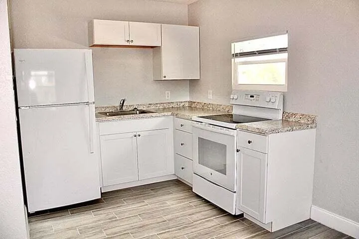 305 Cypress Drive #1 Lake Park, FL 33403