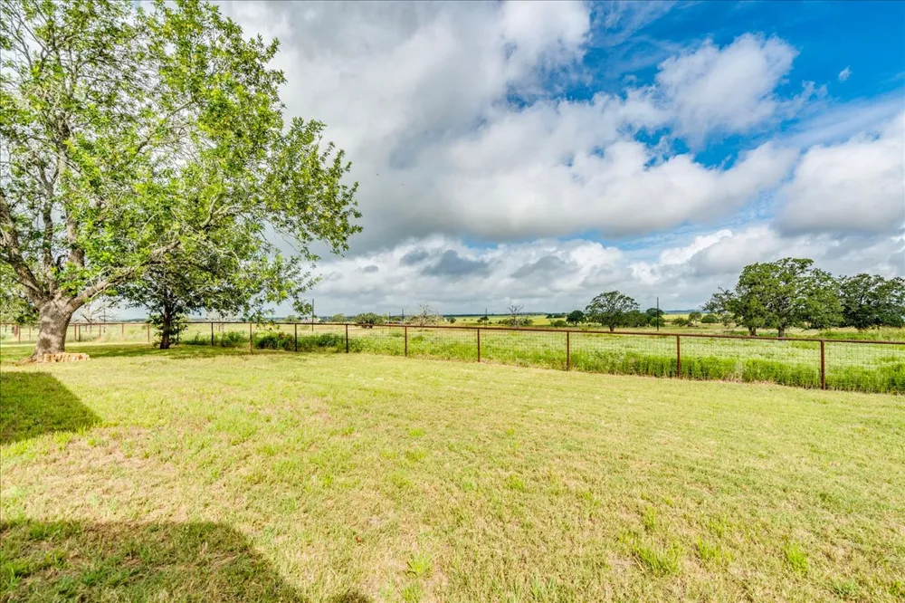 595 Cardinal Road Rosanky, TX 78953