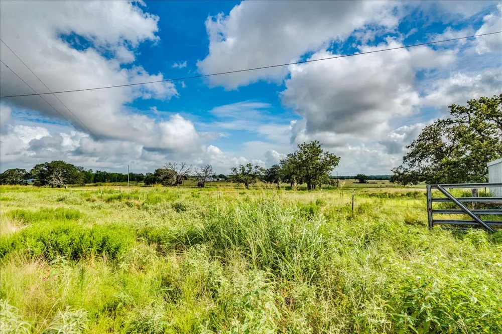 595 Cardinal Road Rosanky, TX 78953