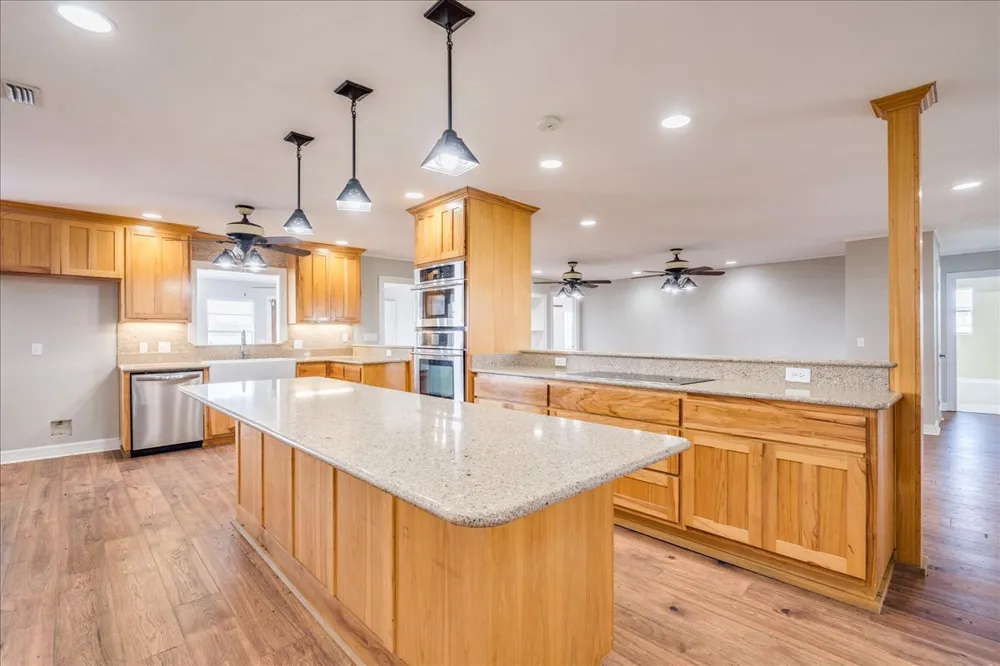 595 Cardinal Road Rosanky, TX 78953
