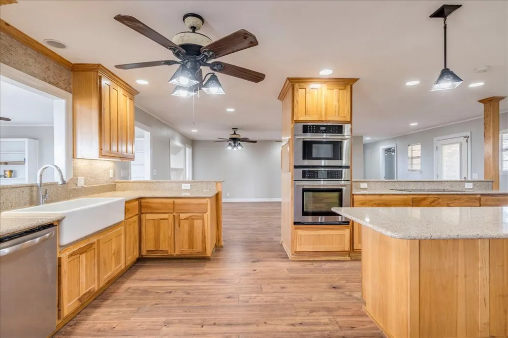 595 Cardinal Road Rosanky, TX 78953