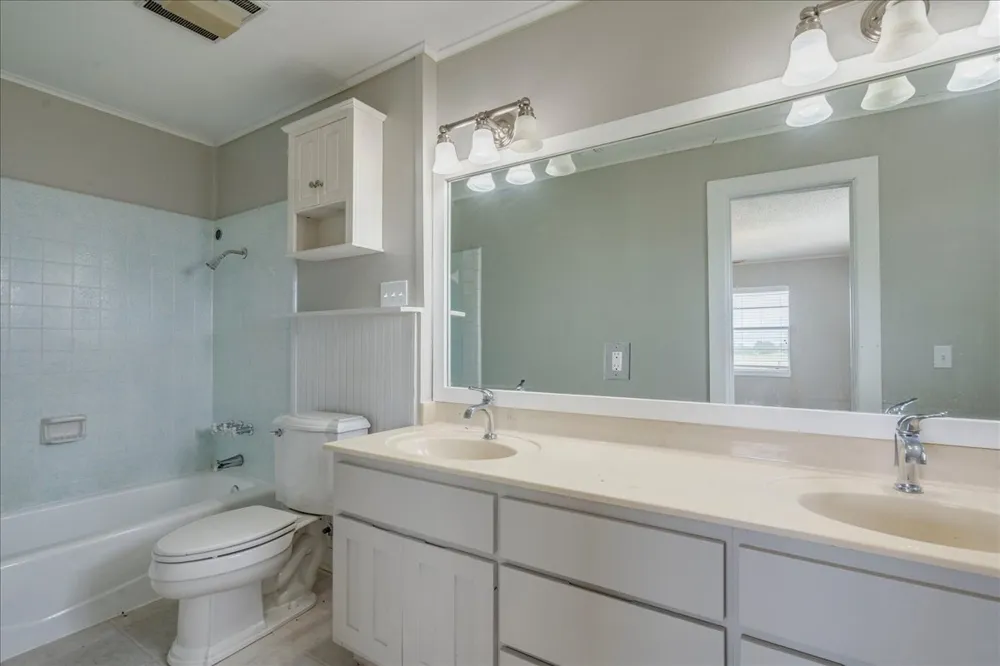 595 Cardinal Road Rosanky, TX 78953