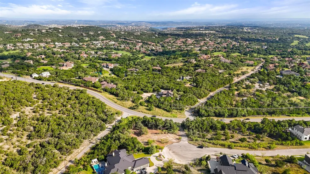 210 Lodestone Cove Austin, TX 78738