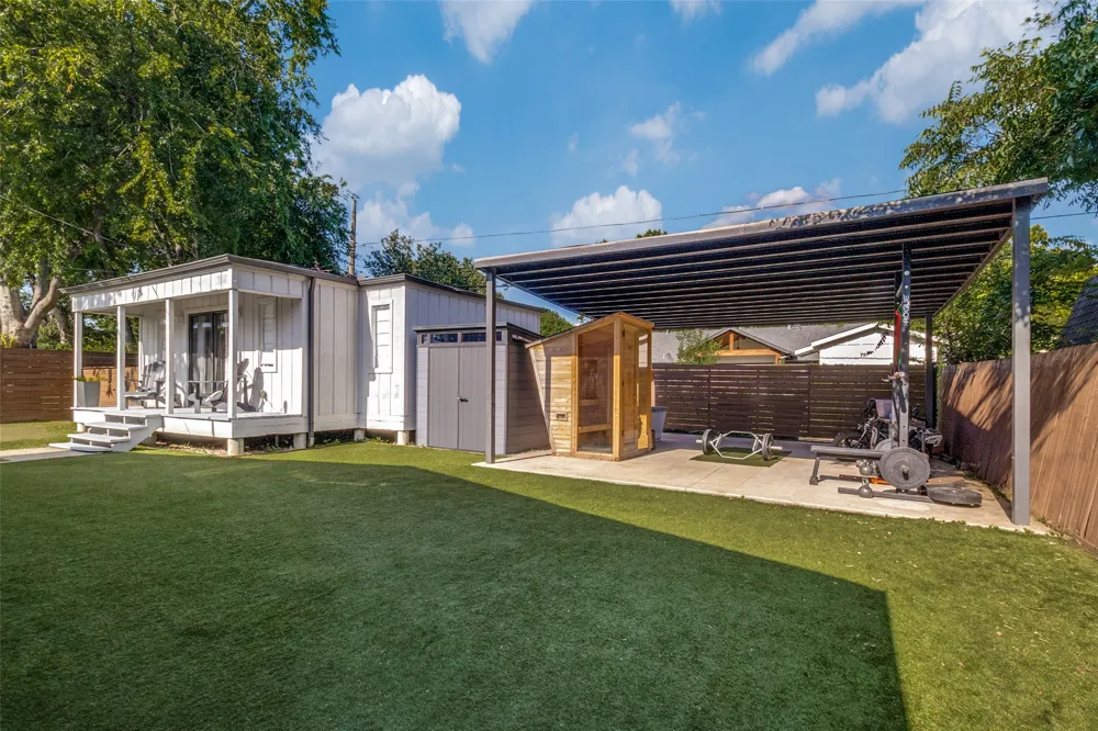 8630 Rolling Rock Lane Dallas, TX 75238