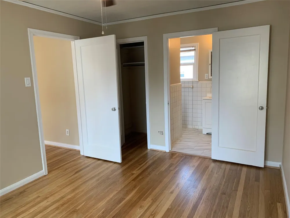 307 Avondale Street #1.5 Houston, TX 77006